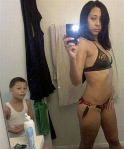 Boy Photobombs Mom's Bathroom Bikini Selfie - Parenting ...