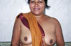 aunty tamil desi nude indian ladies revealing bedroom beautiful