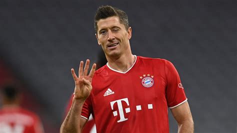 Robert lewandowski fm 2020 profile, reviews, robert lewandowski in football manager 2020, bayern munich, poland, polish, bundesliga, robert. Premios de la UEFA 2020/2021: ¿Quién ganó el premio al ...