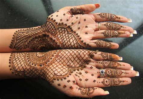 Gambar henna pengantin mogul sumber : √ 60+ Gambar Motif Henna Pengantin: Tangan dan Kaki yang ...