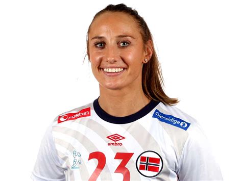 Camilla herrem is a handball player, zodiac sign: Camilla Herrem / Camilla Herrem — Wikipédia : Official ...