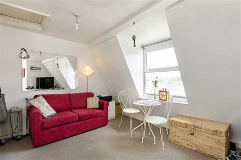 We did not find results for: One bedroom flats for sale for under £230,000 - Foxtons ...