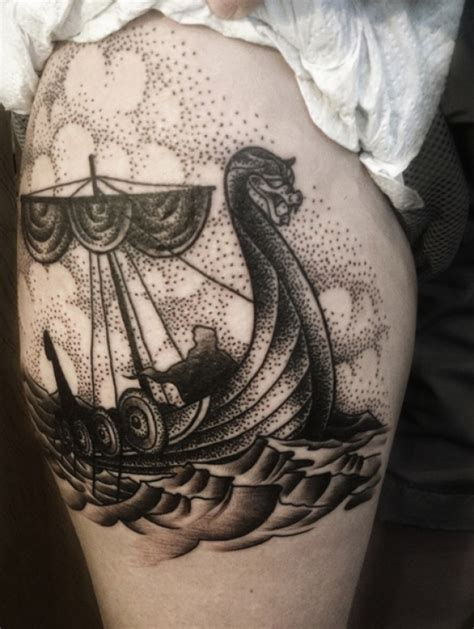 Moreover, norse mythology inspires the creation of the superhero. Viking Ship Tattoo Motive - Ideas | Рукав