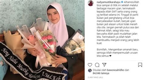 Berikut adalah biodata nadya mustika rahayu, istri rizki dacademy yang baru saja melangsungkan pernikahan, ternyata calon bidan, sabtu, 18 juli 2020 16:22. Hapus Kata Utun, Nadya Mustika Istri Rizki 2R Dicurigai ...