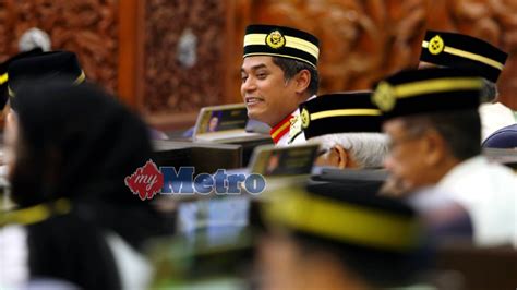 Majlis ini di adakan di ocean glow,putra brasmana hotel,kuala perlis. Lawak tapi pesanan penting buat Ahli Parlimen | Harian Metro