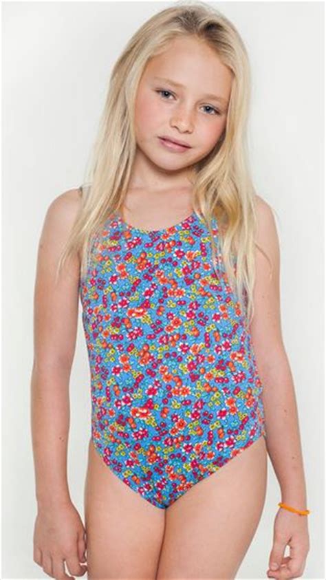 Free shipping in us and canada. Tucana Kids: ¡Revienta la playa! | Nubes de Lunares