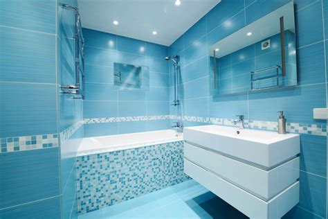 The dark blue hue gives it that royal touch! 20+ Blue Bathroom Designs, Decorating Ideas | Design ...