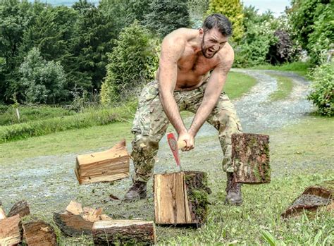 Dec 24, 2014 · the boxing day tsunami in 2004 is believed to be the deadliest tsunami in history, killing more than 230,000 people across 14 countries. Hughie Fury: Skin Condition Poisoned By Blood - Fully Fit ...