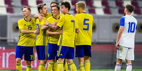 E gången kontinentens mästerskap spelas. Sverige står stabila på världsrankingen - EM-fotboll.se