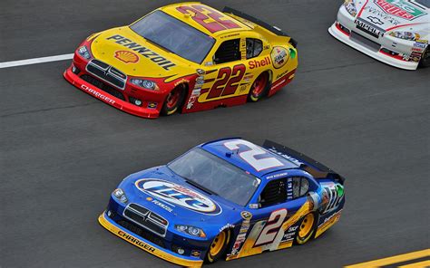 There are literally thousands of drivers who don't make money and actually spend money to race in nascar. Switching Teams: Penske's NASCAR Team Ditches Dodge, Signs ...