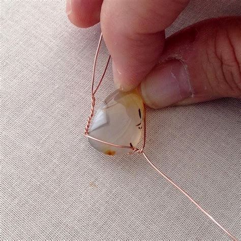 Wire wrapping small stones with no holes. Lisa Yang Jewelry - Free Projects and Patterns: Two Ways ...