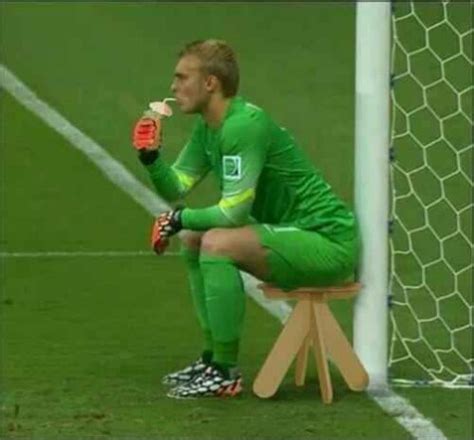 Jacobus antonius peter johannes jasper cillessen (born 22 april 1989) is a dutch professional footballer who plays as a goalkeeper for spanish club valencia and the netherlands national team. Marijn Krijger | Laat me je rondleiden in de wereld van ...