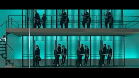 Baixarmusica.info é um popular e gratuito. Kiss You Music Video- One Direction HD (i do not own ...