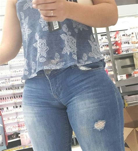 Women can avoid camel toe by not buying jeans that are too tight. Pin on lindas