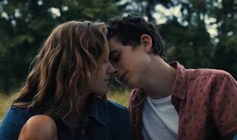 Hot summer nights is a movie starring timothée chalamet, maika monroe, and alex roe. Hot Summer Nights (2018 Movie) - Trailer Songs