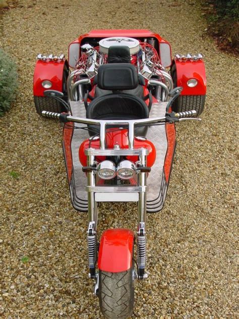 I was driving home and this guy on a motorcycle wasn't paying attention and rear ends me at full speed. .Nice rear engine Trike | Products I Love | Pinterest ...