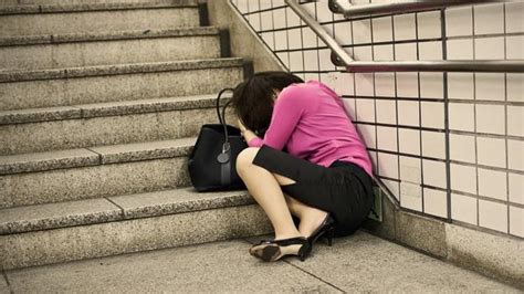 Notable among them is google, apple, nike, basf, opel, the huffington post and proctor & gamble, who provide dedicated napping rooms and sleeping pods for employees to take short naps during office hours. BBC - Future - The Japanese art of (not) sleeping