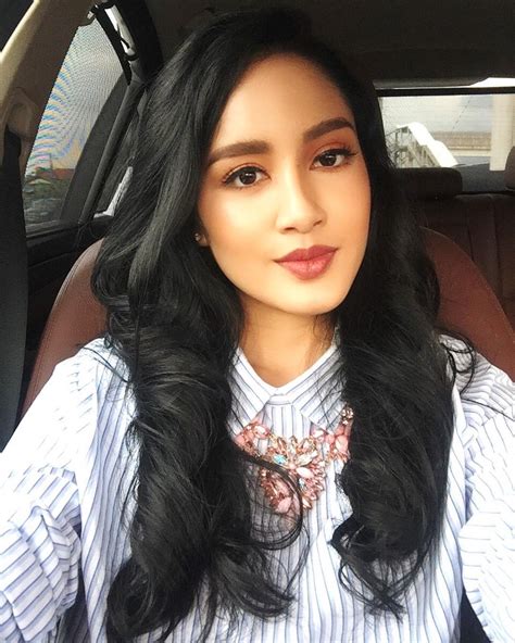 Lelaki itu pemilik hatiku , si nurin dan mr hot guy pun dah berakhir semalam. edtv: (Jom Kenal) Nynaa Harizal sebagai Nonie Kekasih ...