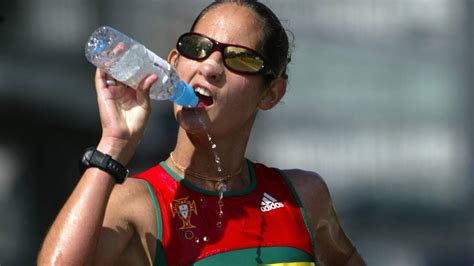 El circuito tenía dos kilómetros, por lo que los atletas tuvieron que dar 25 vueltas. Atletismo: Inés Henriques, primer récord de 50 km marcha ...