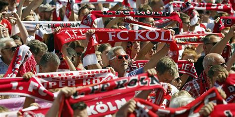 Jetzt soll sogar ein profi die eigenen fans als „spacken beleidigt haben. 1. FC Köln: Geißbock-Klub gibt neue Anleihe-Modelle für ...
