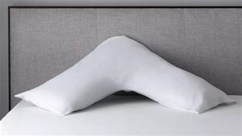 Your pillow might be the reason you're waking up with cricks and creaks as you try to shake off sleep every morning. Best pillow for neck pain: Banish a stiff neck with our favourite memory foam and ergonomic ...