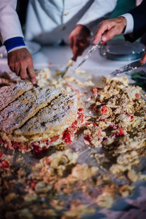 Italy's a country of aphrodisiacs; The Italian "Millefoglie" Wedding Cake | Villa wedding ...