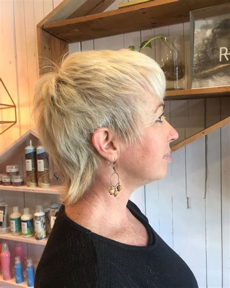 As you begin this change, you can reach the most correct result with a big challenge against your hair and life. 15 Modern Shaggy Hairstyles for Women Over 50 with Fine Hair