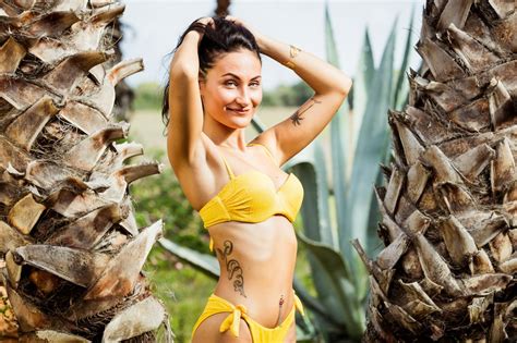 Another week is over in the love island villa and as our couples enjoy their time in paradise and get closer to the final, nobody at this stage wants to get dumped. „Love Island" 2018: Kandidaten, Paare & Neuzugänge - Wer ...