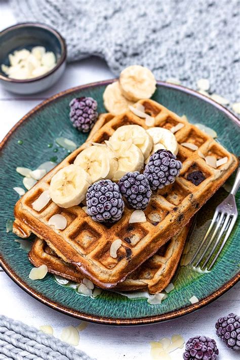 Macht diesen leckeren bananenkuchen daraus. Bananen Schoko Dinkel Waffeln | Dinkel waffeln, Backen für ...