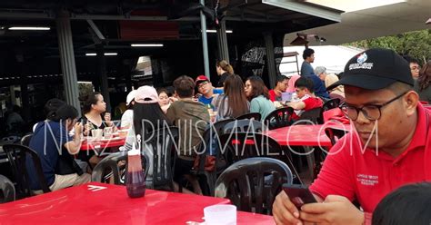 Best dining in kuala terengganu, terengganu: Restoran Bawah Jambatan Kuala Ibai Terengganu