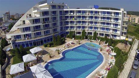 Bulharsko staronový cíl českých turistů s nádhernými plážemi a přívětivými lidmi. Hotel Queen Nelly, Bulharsko | CK SATUR
