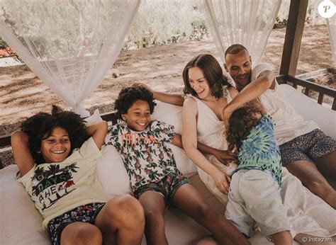 Pasó de pelear por evitar el descenso con el leganés a luchar por ganar títulos con el. Martin Braithwaite et sa femme Anne-Laure Louis avec leurs ...