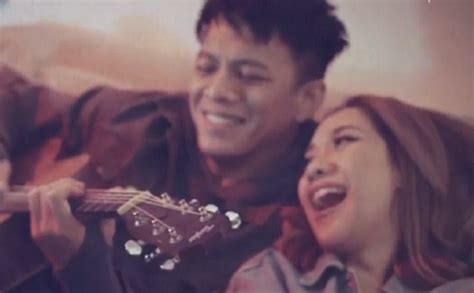 Miyabi pengin lakukan ini bila bertemu nicholas saputra, hmmm. Mesranya BCL dan Ariel NOAH Nyanyikan Lagu Menghapus Jejakmu, Netizen: Semoga Berjodoh : Okezone ...
