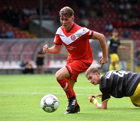 August 2021, empfängt der hamburger sv die sg dynamo dresden zum heimspielauftakt 2021/22 im volksparkstadion. Fortuna Düsseldorf 1895: U19 reist nach Oberhausen, U17 ...