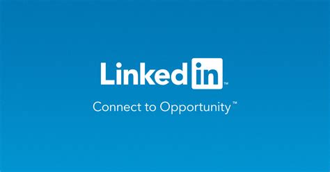 With the open to work feature, you can privately tell recruiters or publicly share with the linkedin community that you are looking for new job opportunities. Linkedin Ads: O Que é e Por Que Você Deve Usar?