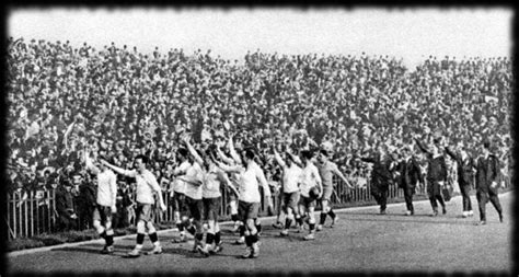 Del 21 al 7 de agosto se llevarán a cabo los torneos de fútbol que entregan seis medallas en los juegos olímpicos. FUTBOL DE URUGUAY EN JUEGOS OLIMPICOS DE 1924 - Datos ...