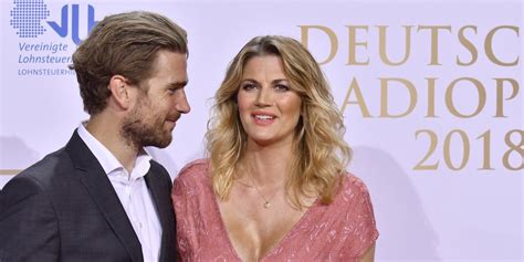 Is she married or dating a new boyfriend? Nina Bott postet neues Babyfoto und verrät den zweiten ...