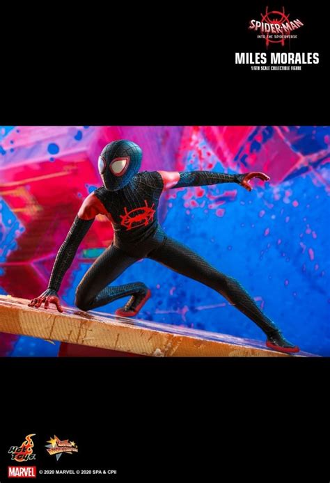 Shameik moore, jake johnson, hailee steinfeld. Miles Morales animierten Spielfilm "Spider-Man: Into the ...