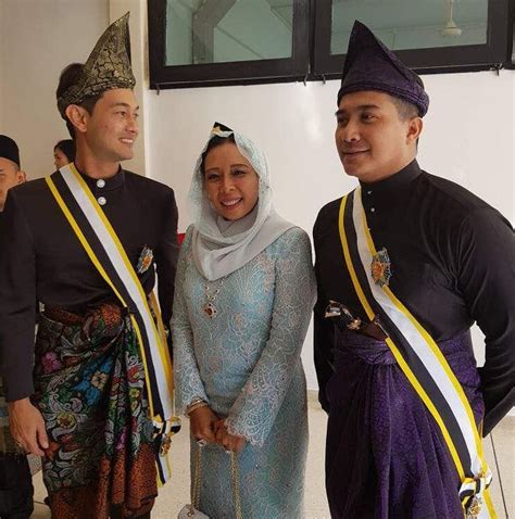 See more of kulliah sultan abu bakar on facebook. Biodata Dan Latar Belakang Pelakon Farid Kamil | Iluminasi