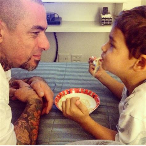A bicicleta da minha princesa olivia ficou pronta.agora e hora de aprender e sentir o vento no rosto ❤️. Famosos contam o que muda na vida de um homem quando ele ...