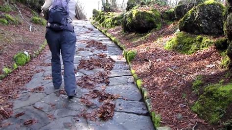 This spectacular hike is both an archaeological and spiritual journey and ranks among the most. Via Sacra di Monte Cavo - YouTube