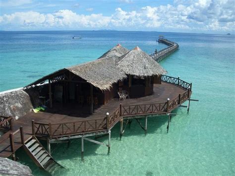 Selain itu, ia turut menyenaraikan tempat makan sedap. Tempat Menarik Di Pulau Sibu, Johor | Lokasi Percutian