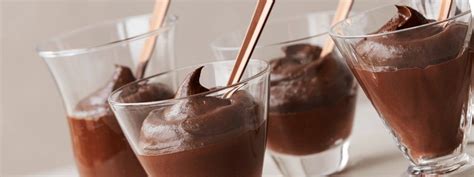 4.7 out of 5 stars. Chocolate and avocado mousse - Gordon Ramsay Cooks in 2020 ...