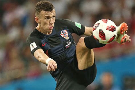 +385 994 15 67 18. Perisic trở thành người hùng Croatia, Mourinho lại sôi sục ...