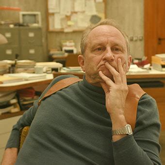 With benoît poelvoorde, grégoire ludig, marc fraize, anaïs demoustier. AU POSTE ! - Cinema Utopia Toulouse Borderouge et ...