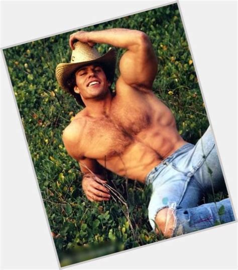 His parents were of norwegian descent and divorced his college girlfriend stayed with him until he was starring in voyagers and then left him because he was too devoted to work. Jon Erik Hexum | Official Site for Man Crush Monday #MCM ...