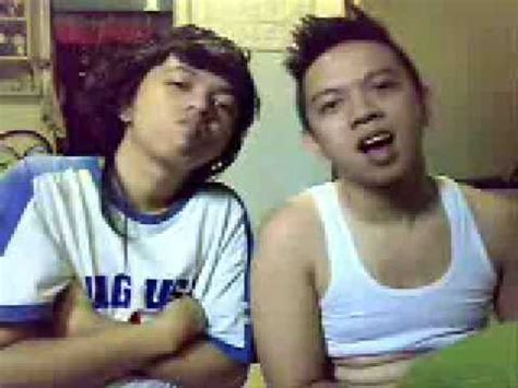 Dialogue with a hidden interlocutor. Two funny guys singing wannabe in webcam (moymoypalaboy ...