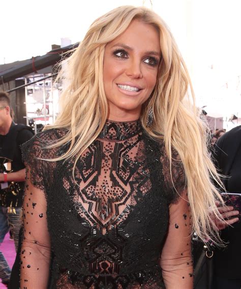 She and her son are matching. Britney Spears 2021 Haircut - Britney Spears Bob Haircut ...