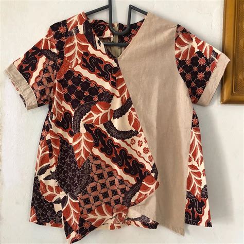 Batik,gambar motif batik, batik indonesia: Batik Asimetris / 10 Rekomendasi Model Baju Batik Untuk Guru Yang Fashionable | mjoza