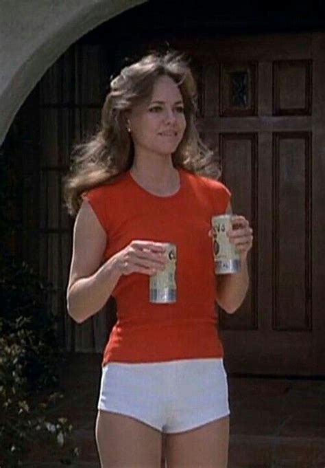 You can slim down your mons pubis and reduce camel toe with weight loss. Sally Field (With images) | Sally field, Sally field ...